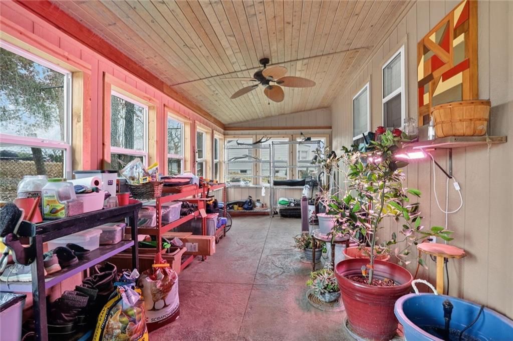 90 Beach Drive — photo 24