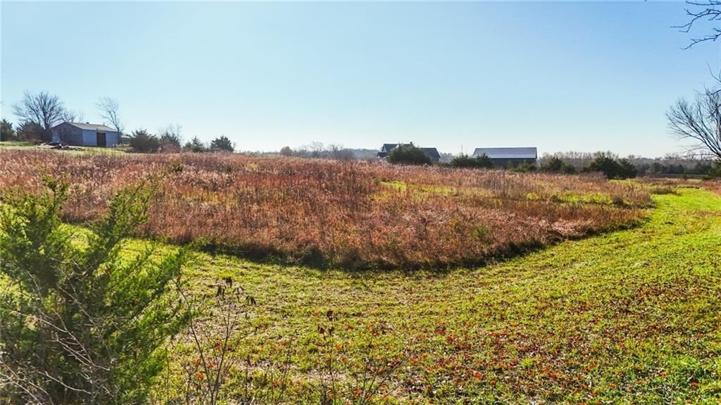 1587 N 450th Road — photo 10