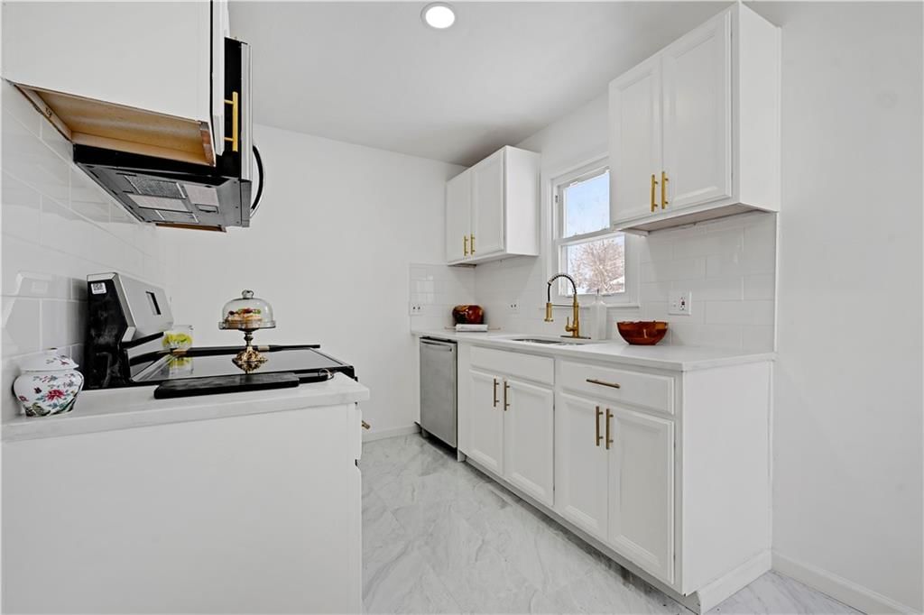 6634 Nogard Avenue — photo 10