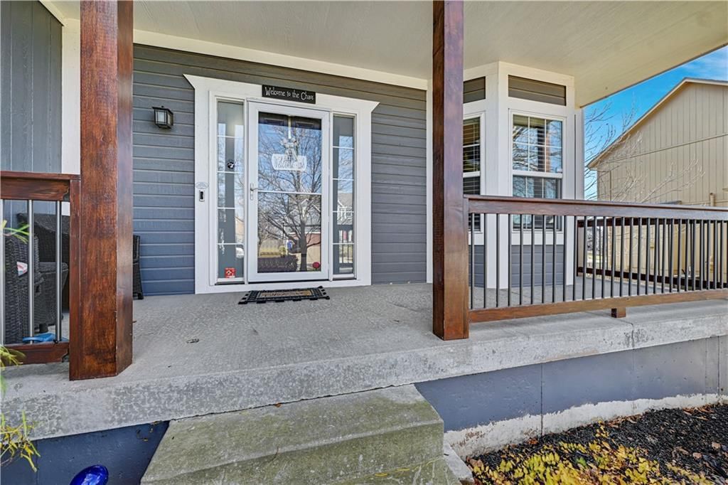 613 E Skylark Street — photo 4
