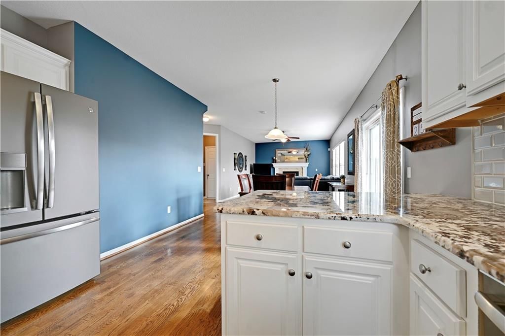 613 E Skylark Street — photo 12