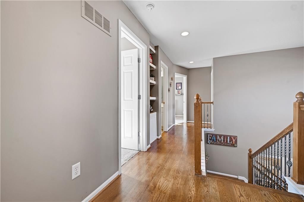 613 E Skylark Street — photo 20