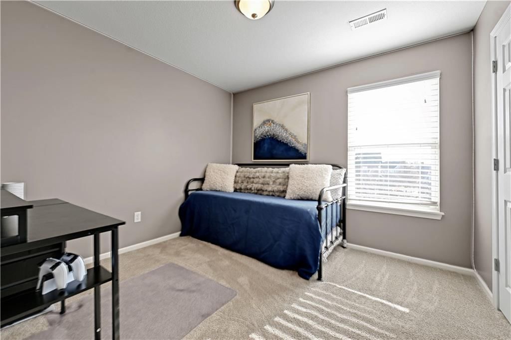 613 E Skylark Street — photo 21