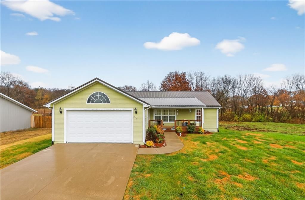 607 W Haven Drive, Richmond, MO