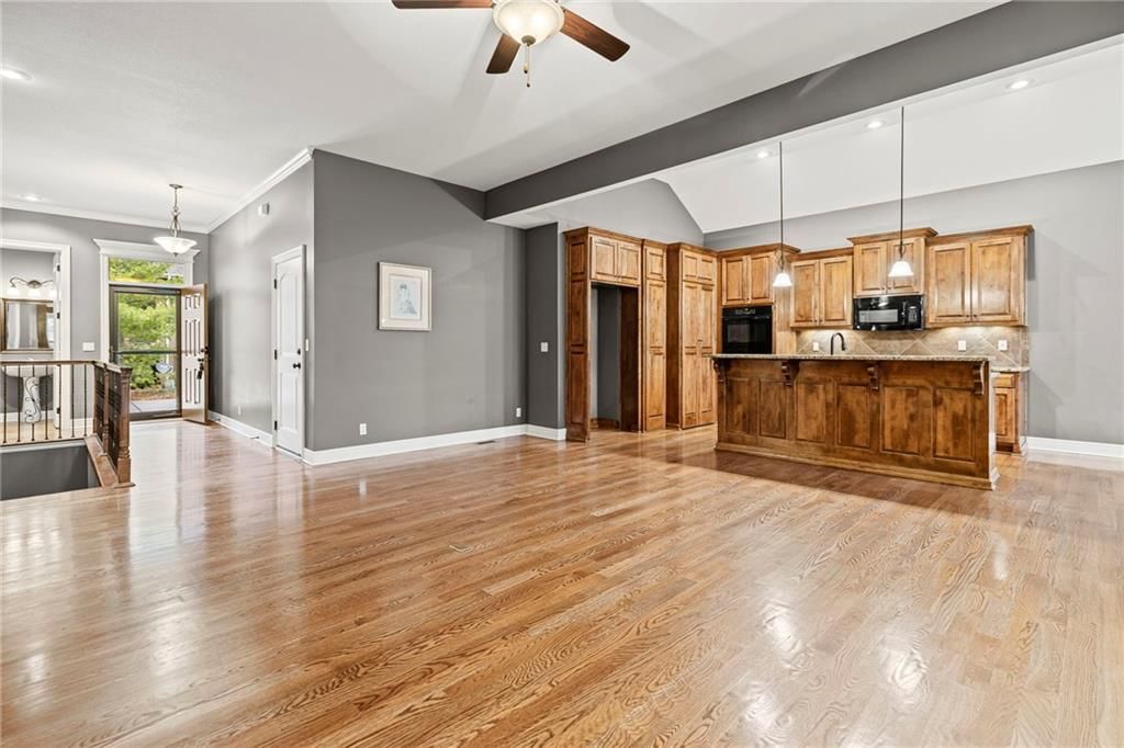 16639 W 168 Place — photo 8