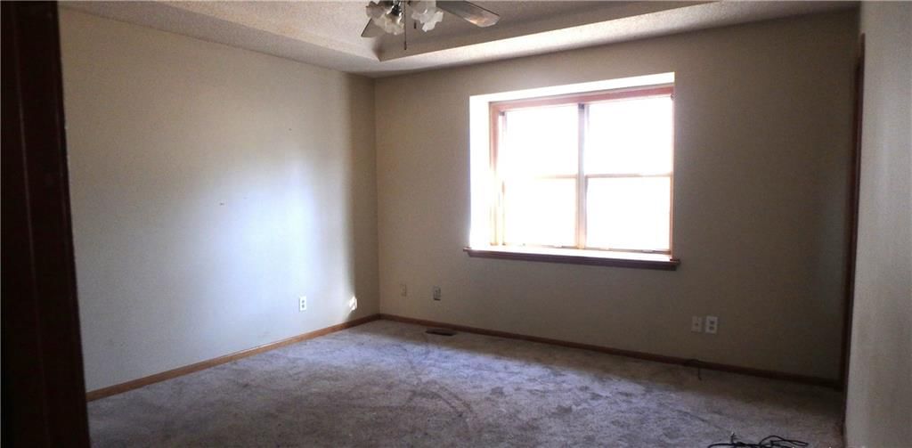 2439 N 88 Terrace — photo 13