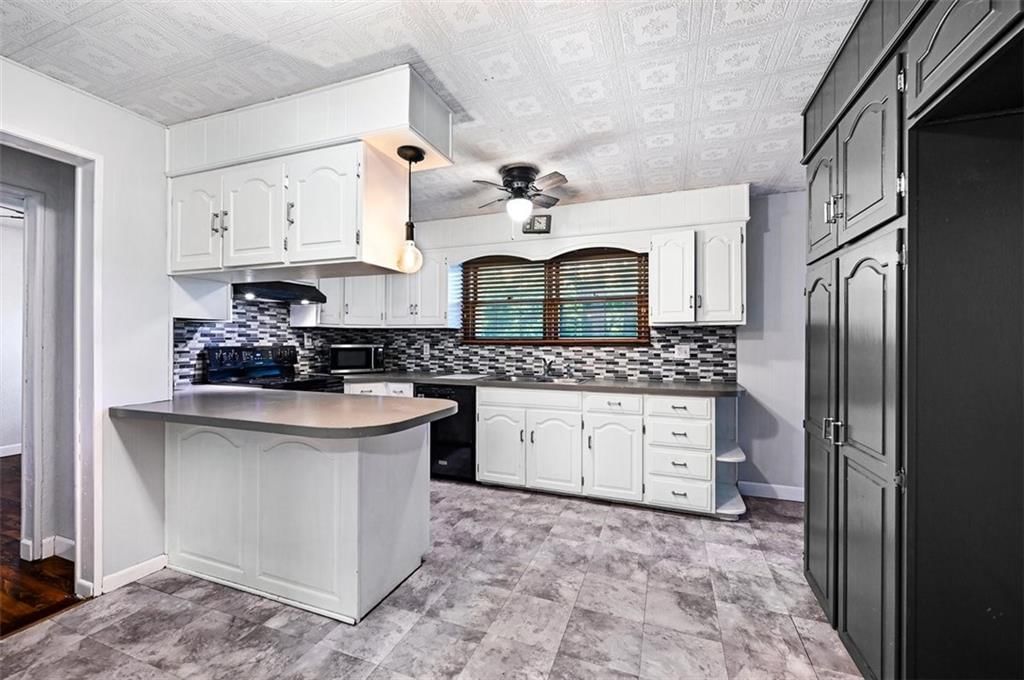 1708 S Broadway Street — photo 11
