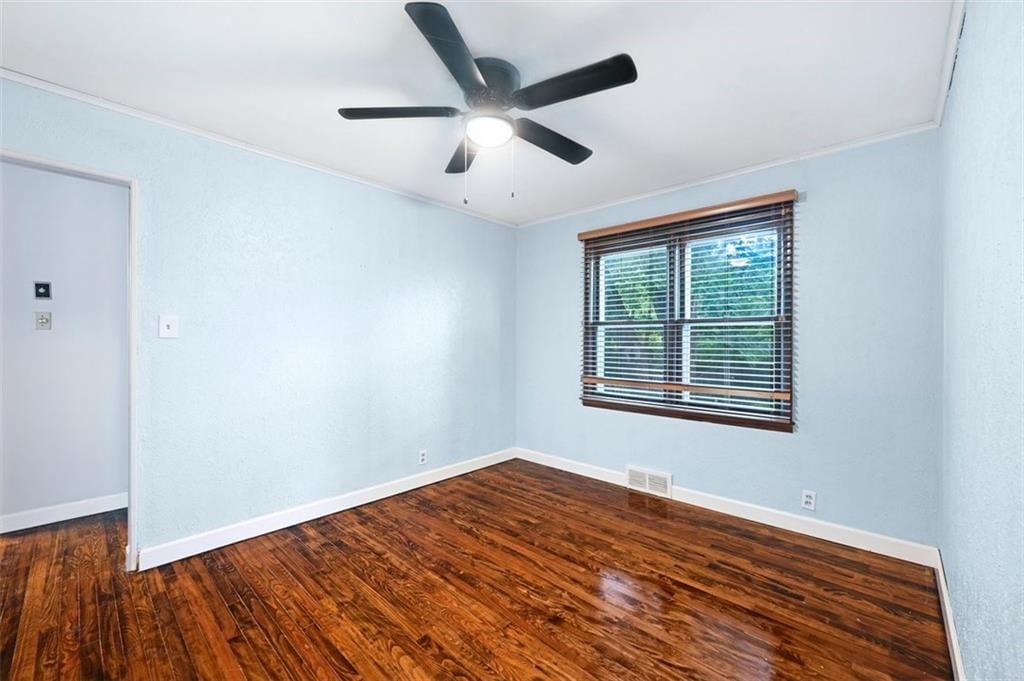 1708 S Broadway Street — photo 20