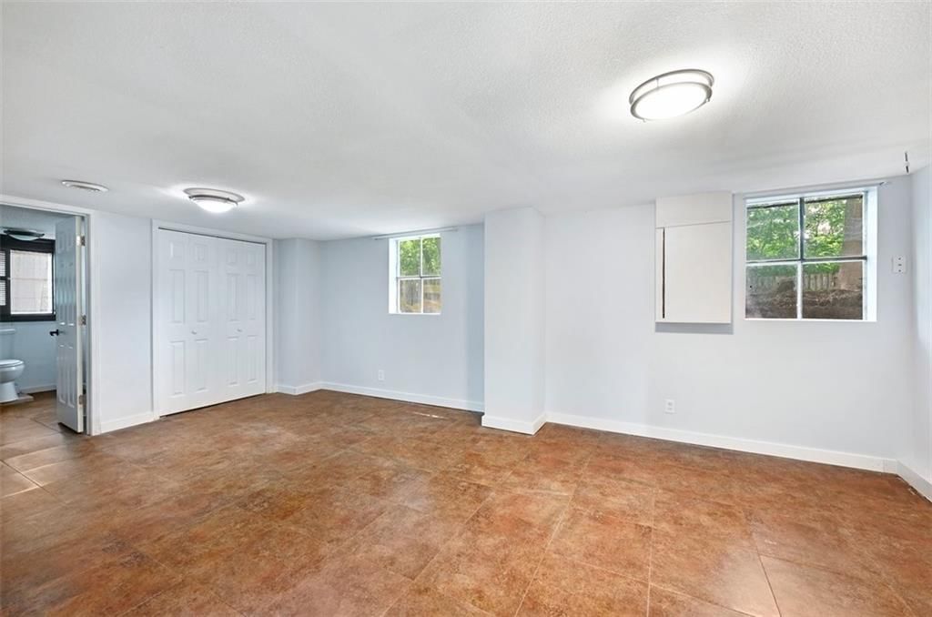 1708 S Broadway Street — photo 22