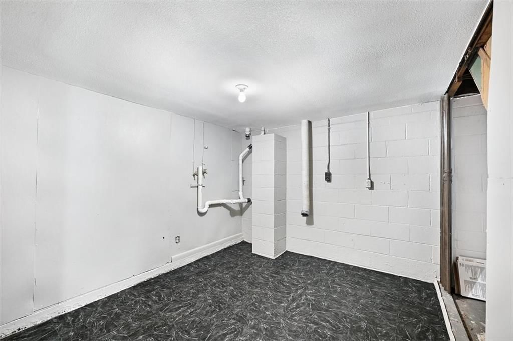 1708 S Broadway Street — photo 24