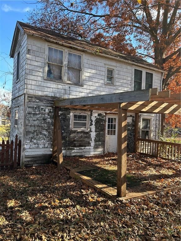 936 Columbia Avenue — photo 4