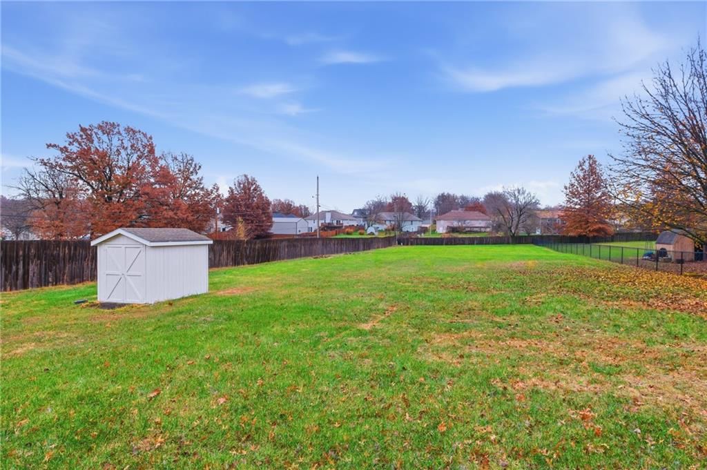 1105 Outlook Drive — photo 20