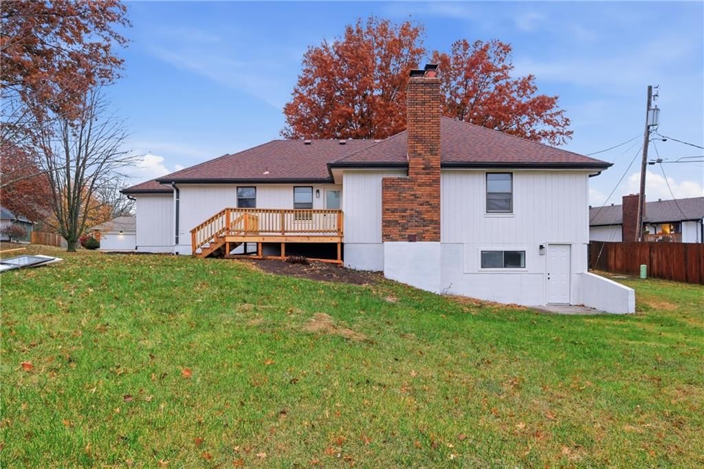 1105 Outlook Drive — photo 21