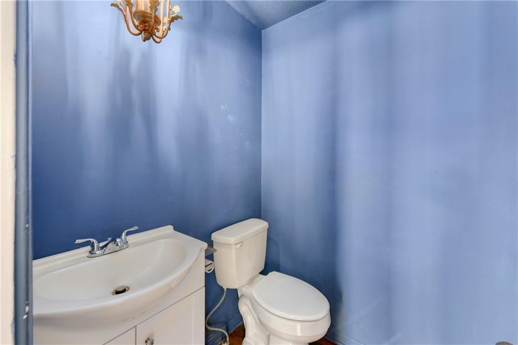 1960 E Jamestown Drive — photo 7