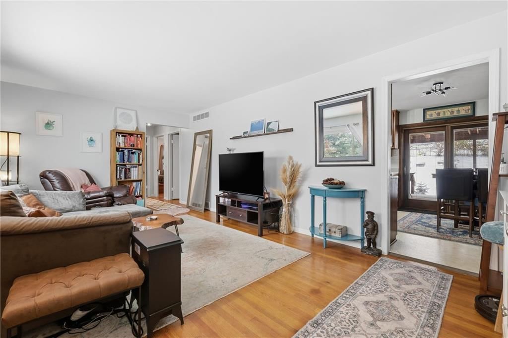 4418 NE 55th Street — photo 5