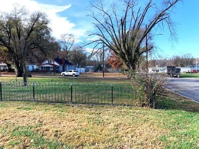 1002 S 22nd Street — photo 6