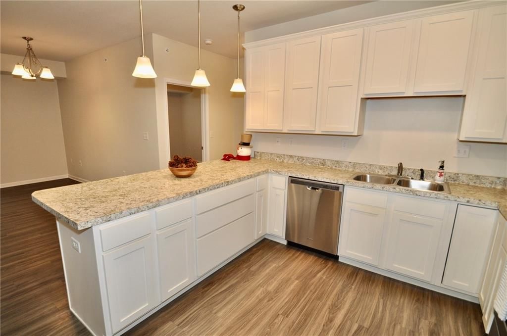 2651 NW Barry Road — photo 8