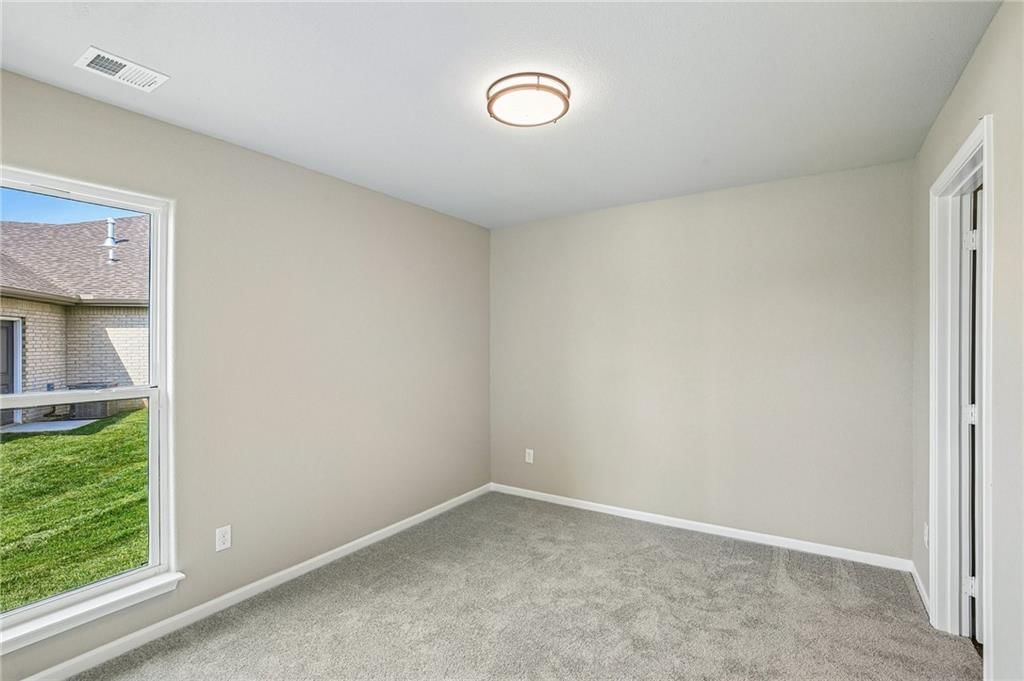 16322 W 166th Court — photo 27