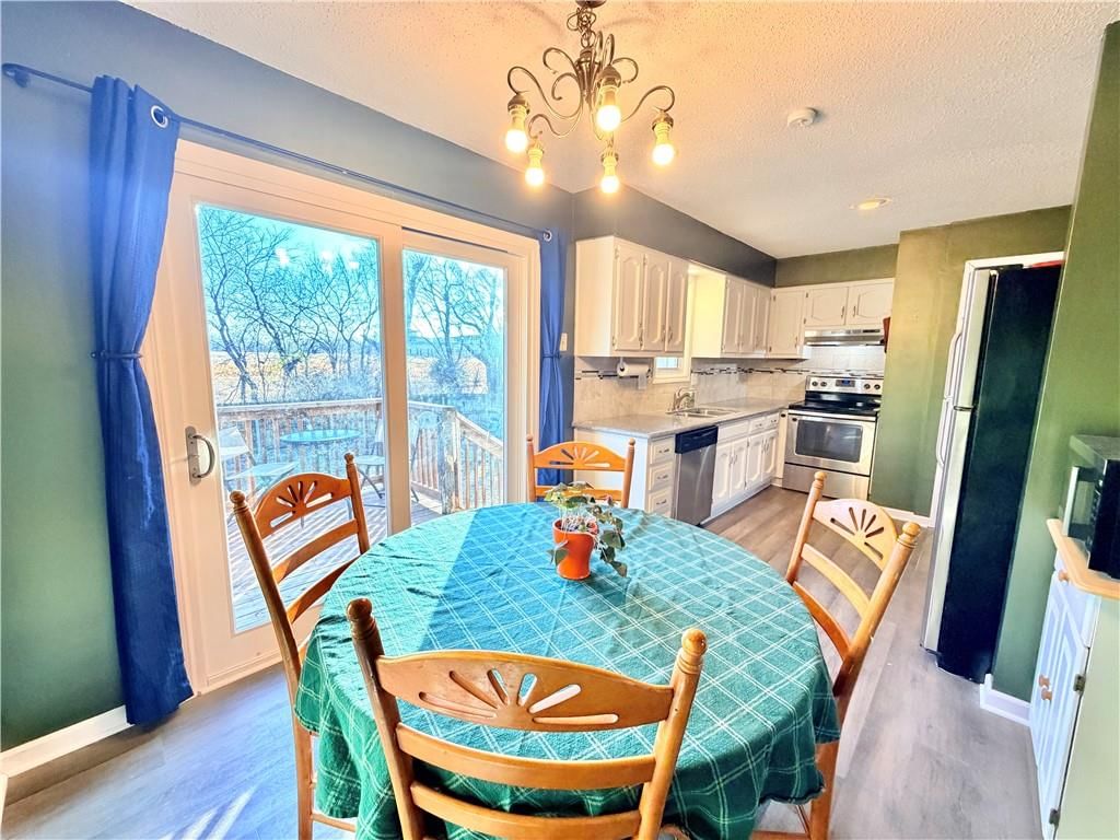 633 E COLLEEN Drive — photo 10