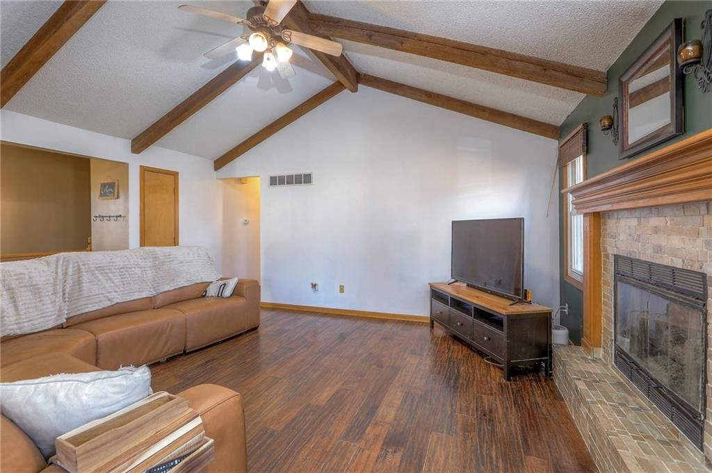 406 Park Court — photo 8
