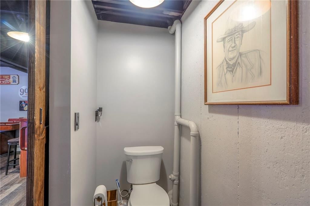 406 Park Court — photo 13