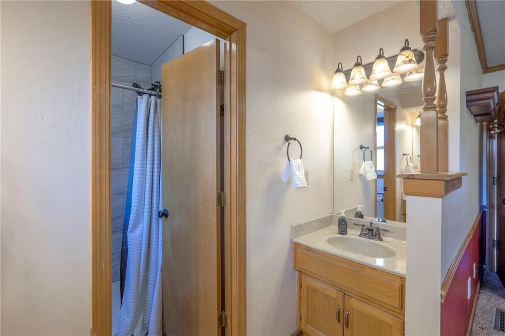 406 Park Court — photo 24