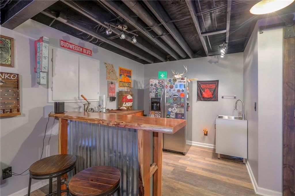 406 Park Court — photo 26