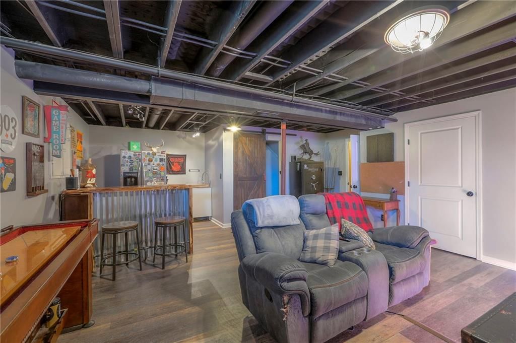 406 Park Court — photo 29