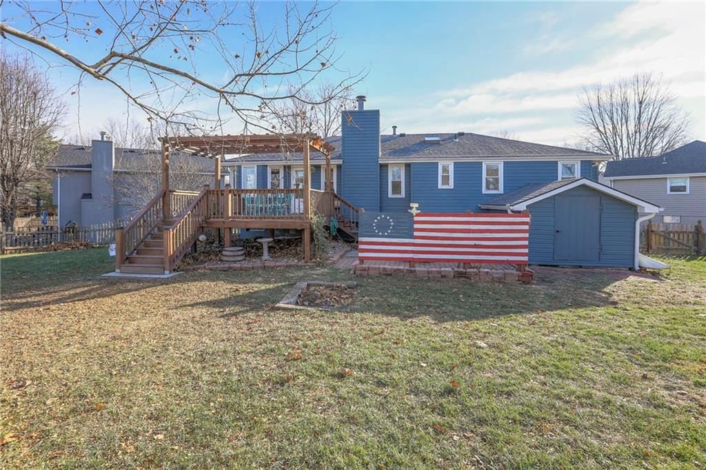 406 Park Court — photo 36