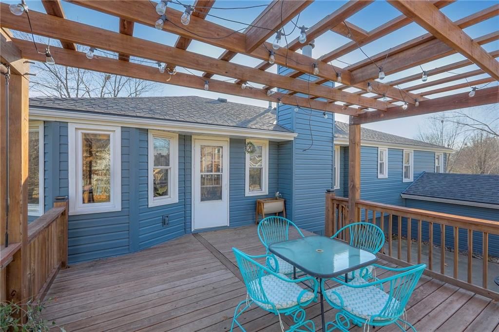 406 Park Court — photo 39