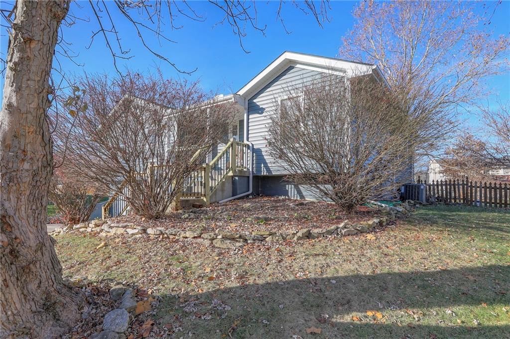406 Park Court — photo 41