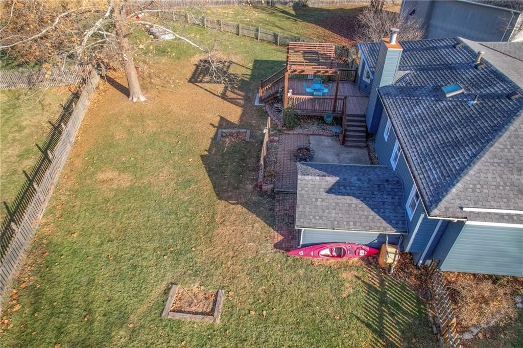 406 Park Court — photo 44