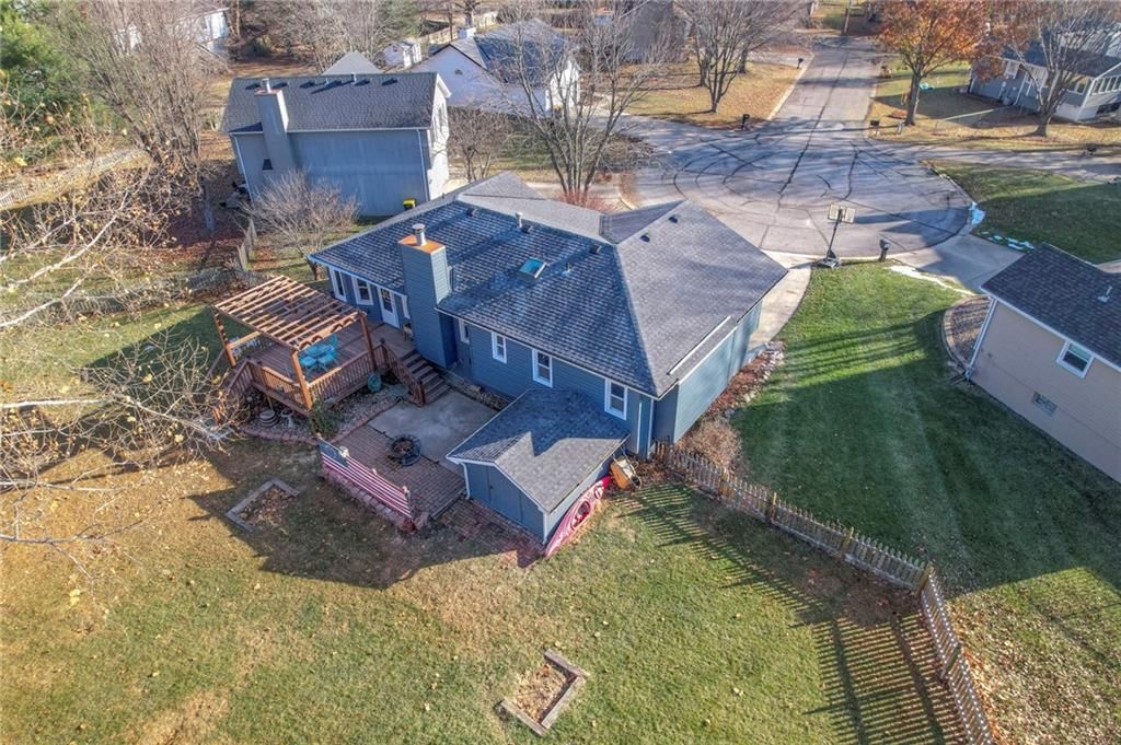 406 Park Court — photo 45