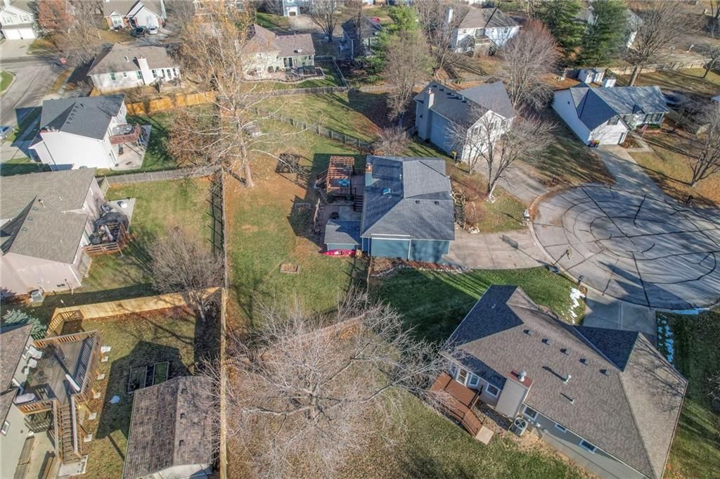 406 Park Court — photo 47