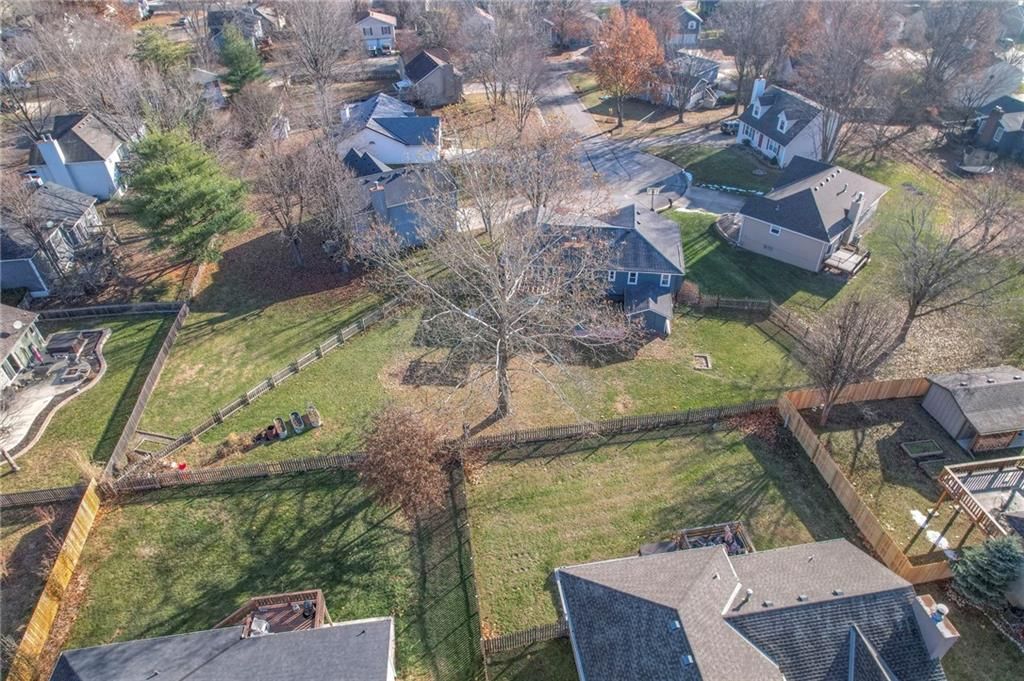 406 Park Court — photo 48