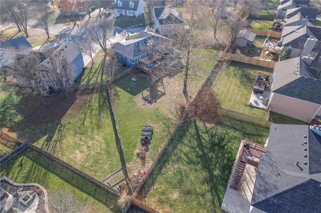 406 Park Court — photo 50