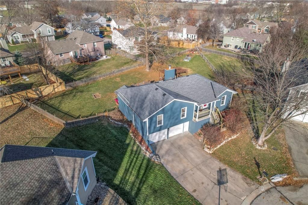 406 Park Court — photo 54