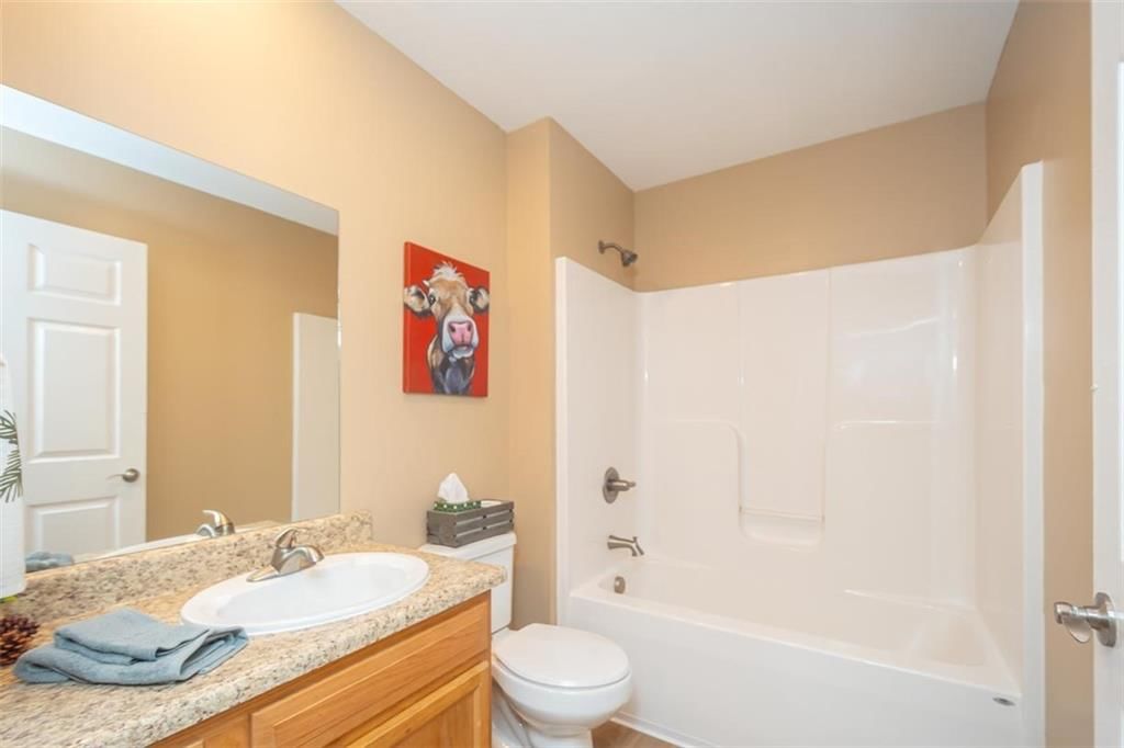 113 S Elm Street — photo 26