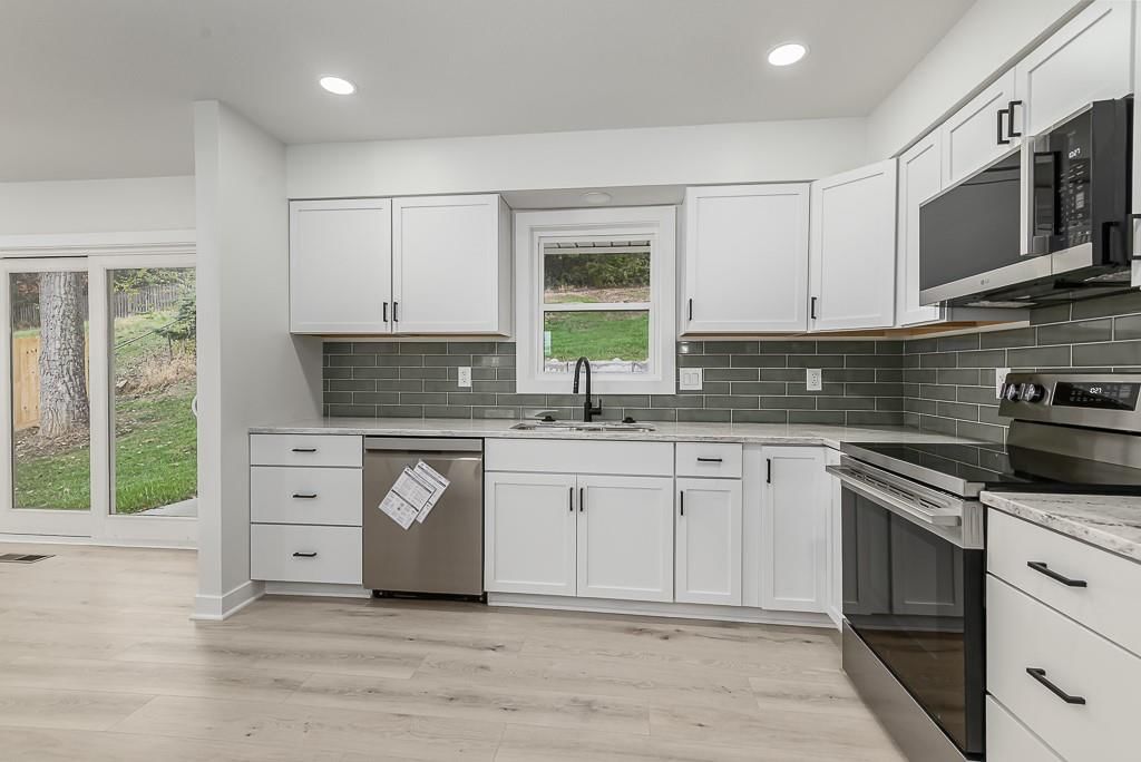 1812 Ridge Road — photo 10