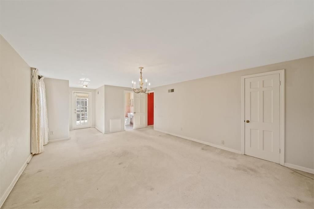 1219 W 67 Terrace — photo 16