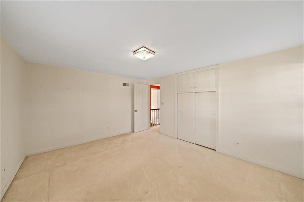 1219 W 67 Terrace — photo 23