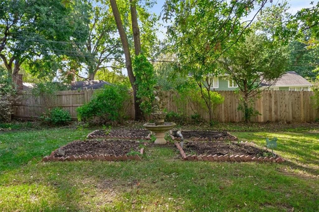 1219 W 67 Terrace — photo 31
