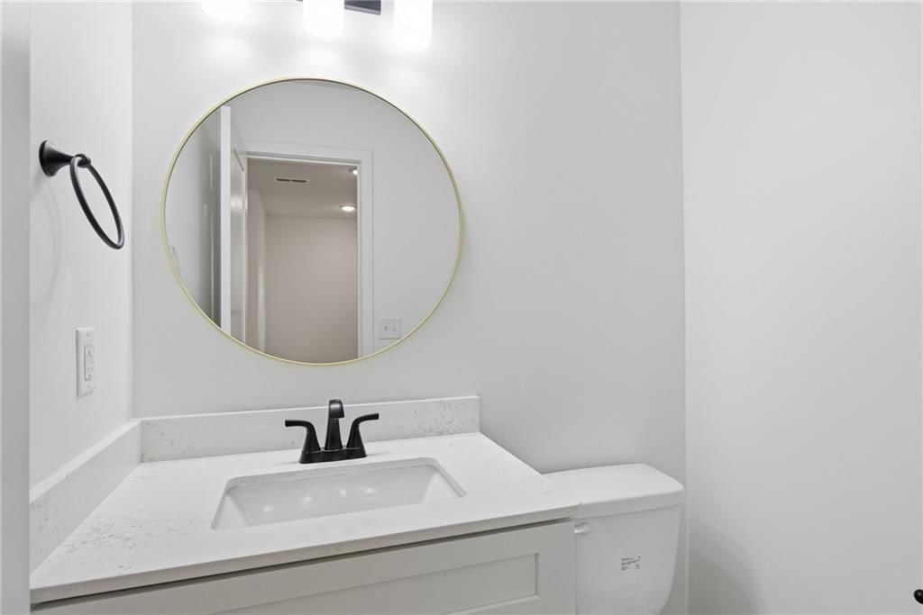 705 Mahogany Court — photo 31