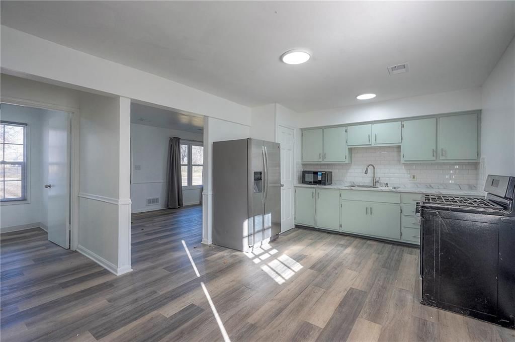 7703 E 107th Street — photo 11