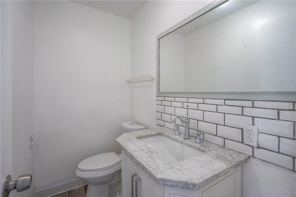 7703 E 107th Street — photo 18