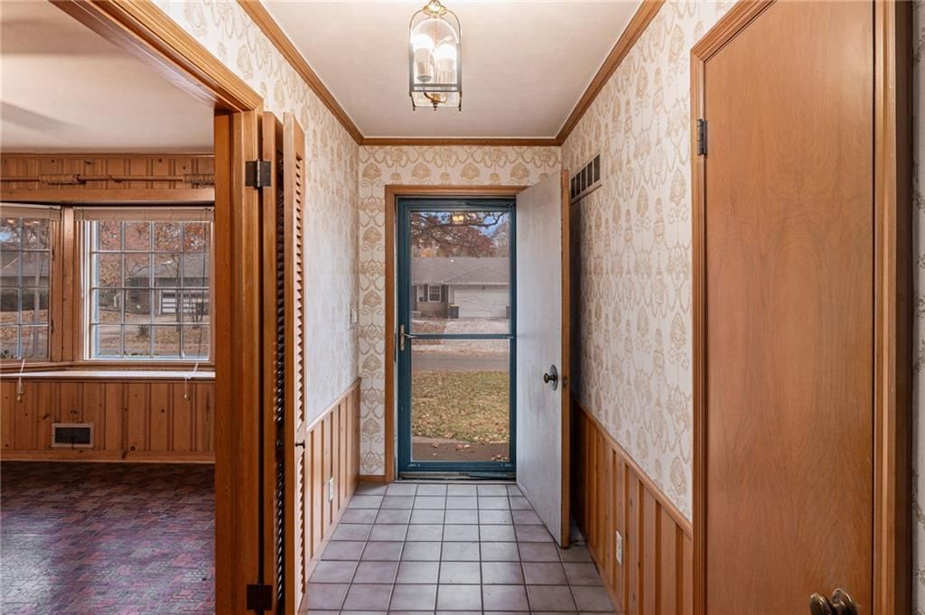 1200 W 86th Street — photo 7
