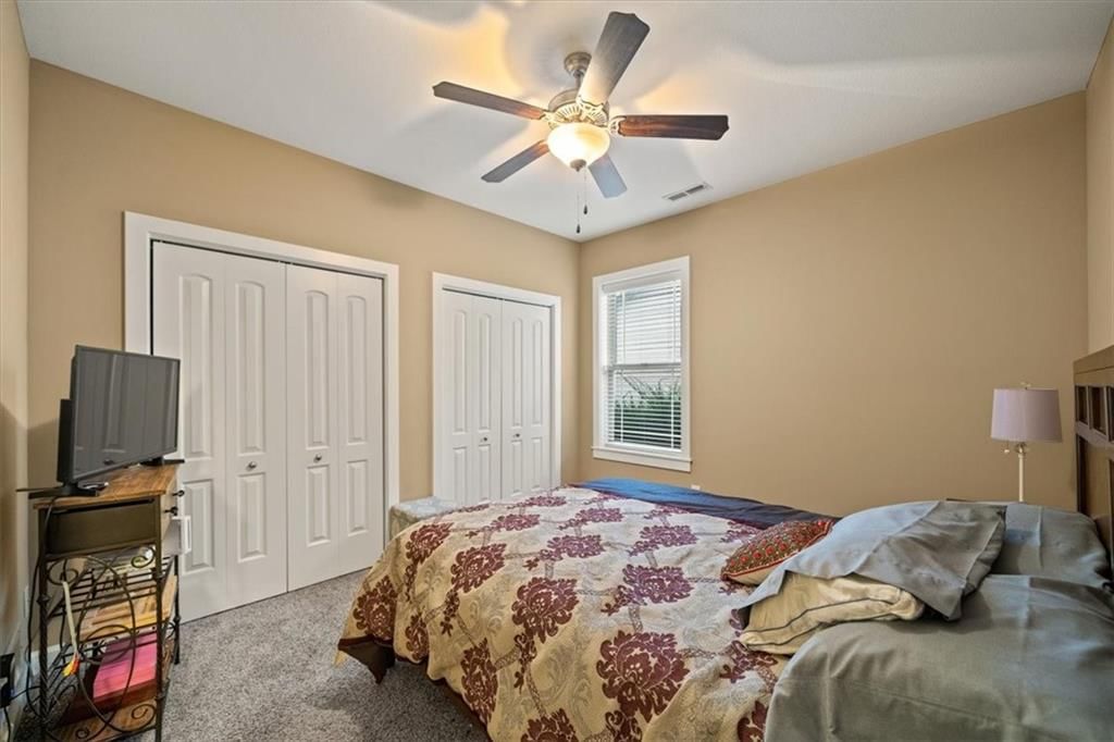 5614 Chimney Rocks Circle — photo 7