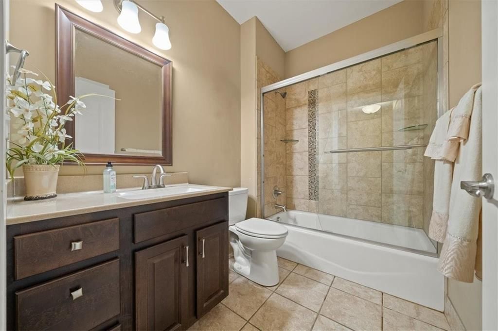 5614 Chimney Rocks Circle — photo 9