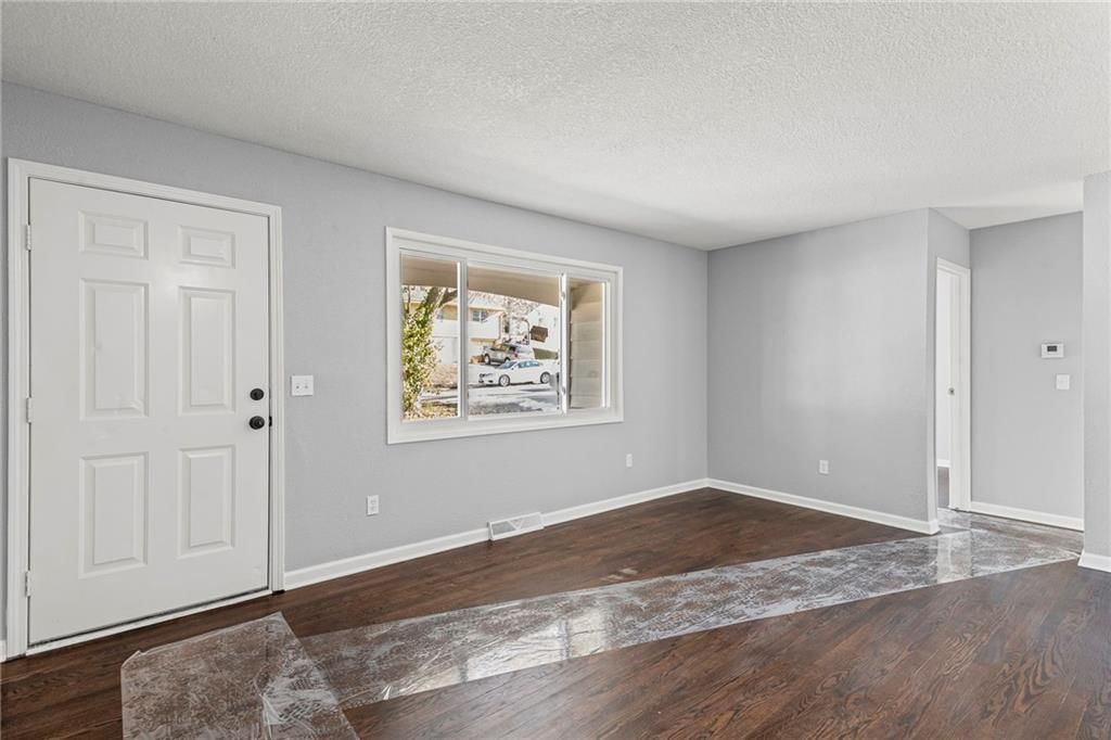 5232 N Palmer Avenue — photo 8