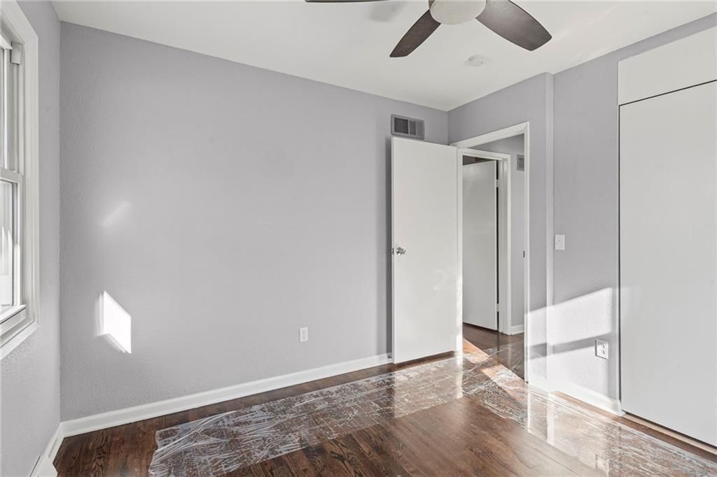 5232 N Palmer Avenue — photo 13